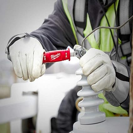 MILWAUKEE Lineman's 4-in-1 Insulated Ratcheting Box Wrench 48-22-9212