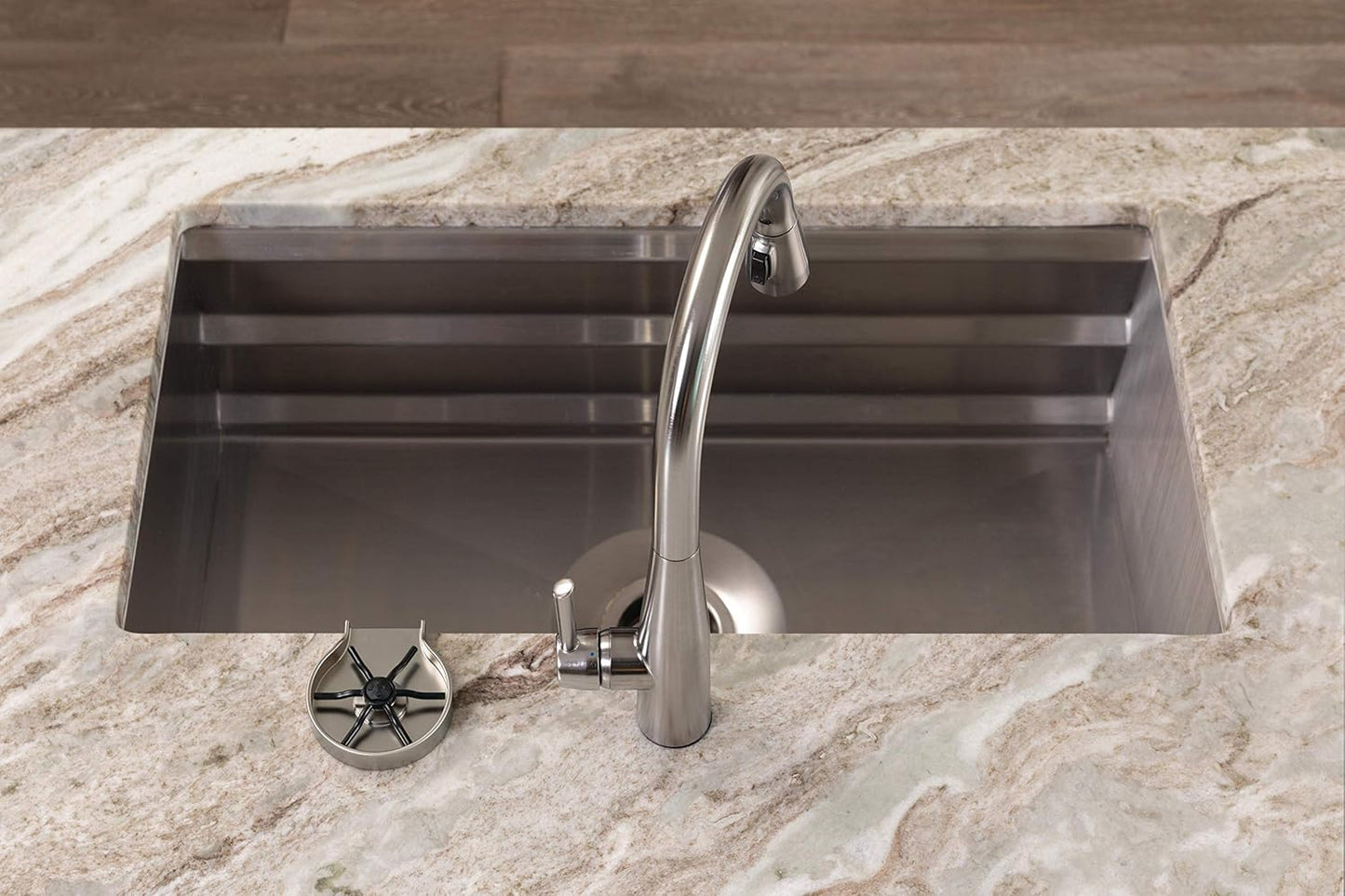 Delta GR150-SP Glass Rinser for Kitchen Sinks – SpotShield Stainless, High-Pressure Countertop Rinser